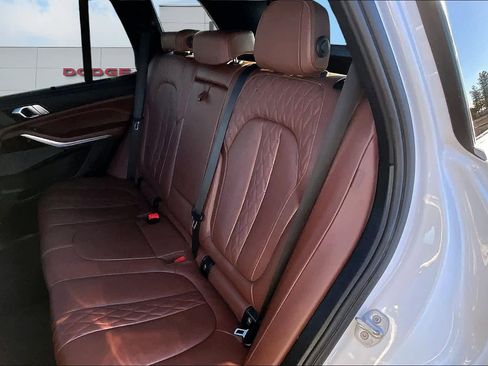 Used 2021 BMW X5 xDrive45e w/ Executive Package image 13