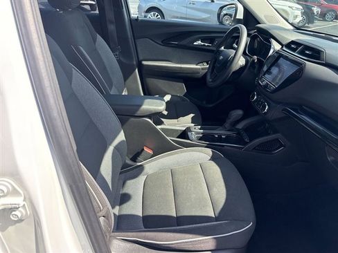 Used 2022 Chevrolet TrailBlazer LT w/ Convenience Package image 26