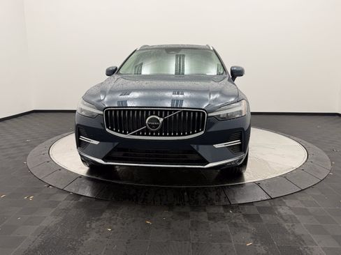 Certified 2023 Volvo XC60 B5 Ultimate w/ Protection Package Premier AWD/4WD image 2