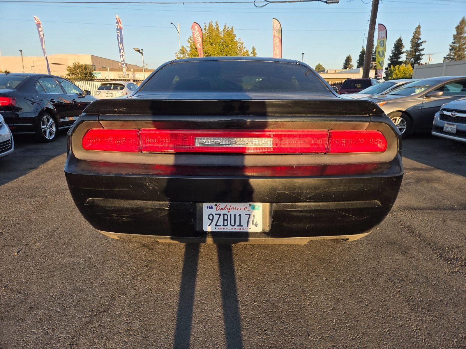 Used 2012 Dodge Challenger SXT RWD image 3