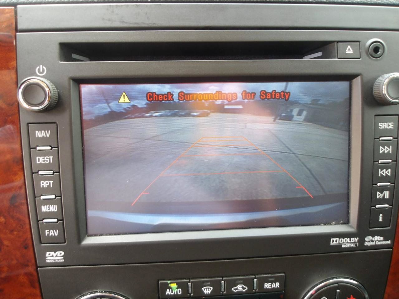 Used 2013 Chevrolet Tahoe LTZ RWD image 24