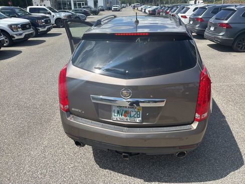 Used 2011 Cadillac SRX Luxury AWD/4WD image 13