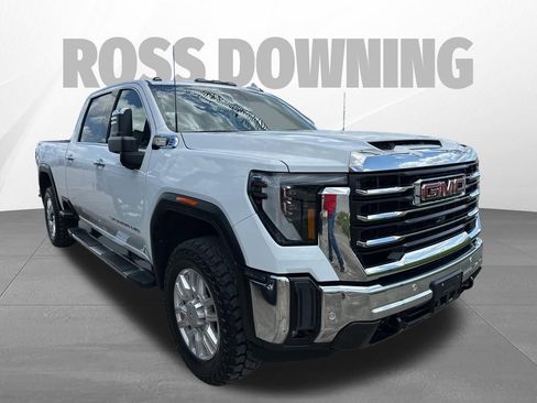 Used 2024 GMC Sierra 2500 SLT w/ SLT Premium Package AWD/4WD image 3