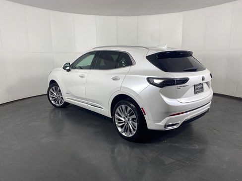 Used 2024 Buick Envision Avenir image 10
