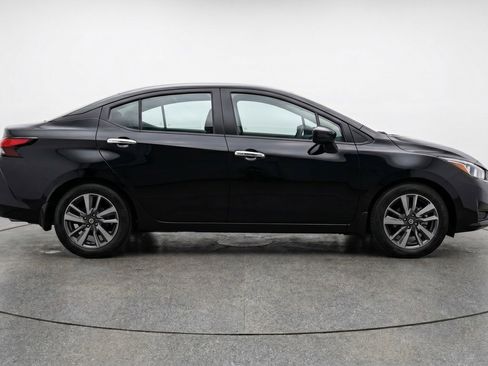Used 2025 Nissan Versa SV FWD image 11