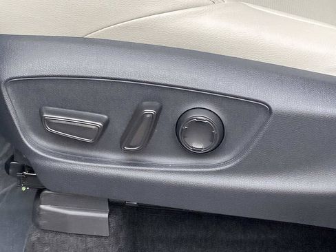 Used 2026 Toyota Tacoma Limited AWD/4WD image 26