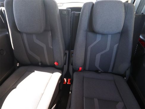 Certified 2018 Ford Transit Connect XLT image 10