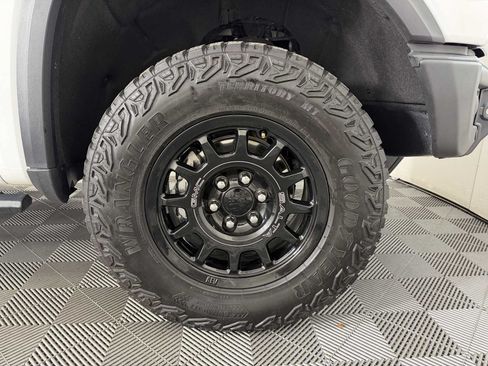 Certified 2024 GMC Sierra 1500 AT4X w/ AT4X AEV Edition AWD/4WD image 10