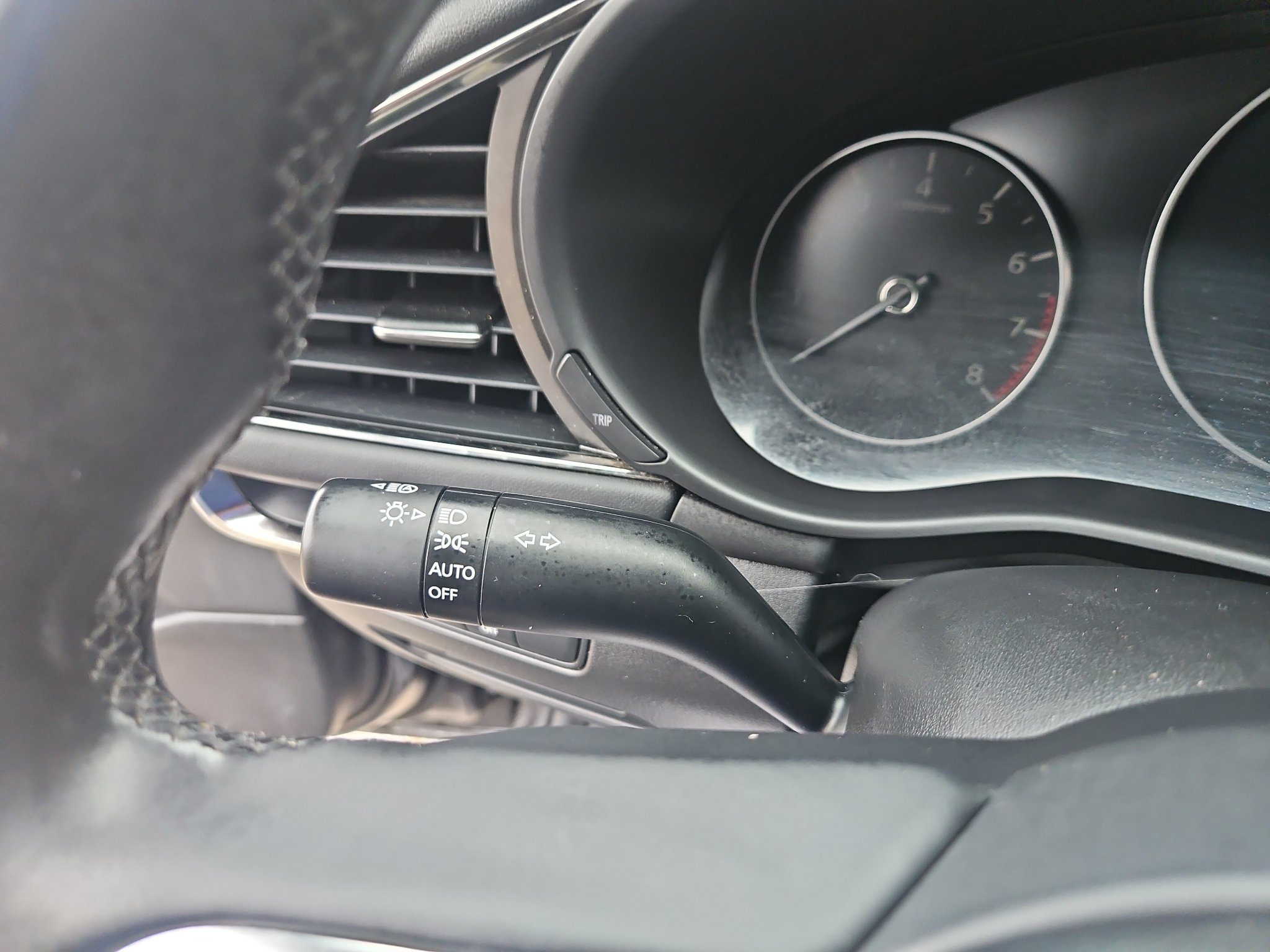 Used 2019 MAZDA MAZDA3 AWD Hatchback w/ Preferred Pkg image 21