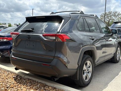 Certified 2023 Toyota RAV4 XLE FWD image 6