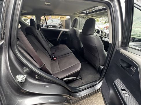Used 2013 Toyota RAV4 XLE image 16