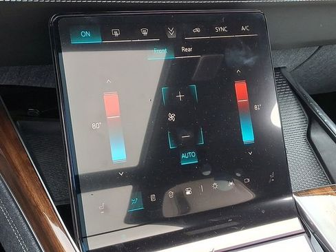 Certified 2025 Cadillac Escalade Sport Platinum w/ LPO, Floor Liner Package image 16