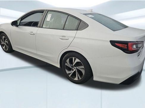 Used 2023 Subaru Legacy Premium image 5