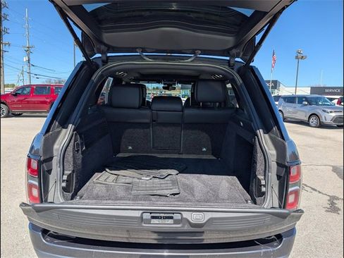 Used 2018 Land Rover Range Rover Supercharged image 19