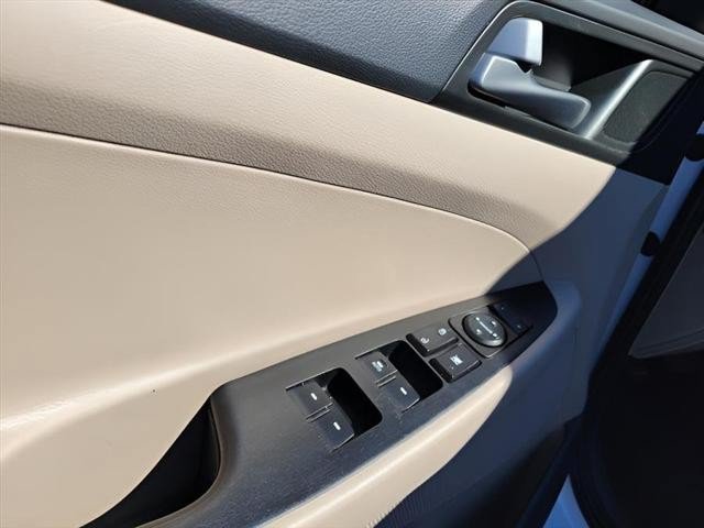 Used 2017 Hyundai Tucson Sport FWD image 19