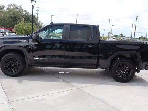 Used 2025 GMC Sierra 1500 Pro w/ Graphite Edition AWD/4WD image 7