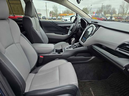 Used 2023 Subaru Outback Limited image 12