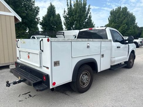 Used 2023 Ford F250 XL w/ XL Driver Assist Package RWD image 5
