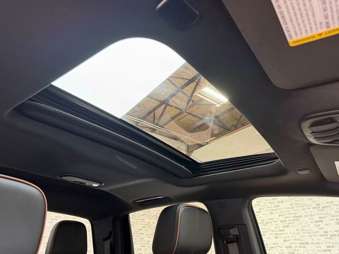 Used 2024 GMC Canyon AT4 w/ AT4 Premium Package image 11