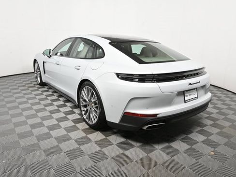 New 2026 Porsche Panamera 4 image 3
