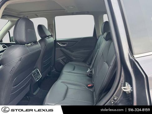 Used 2022 Subaru Forester Touring image 17