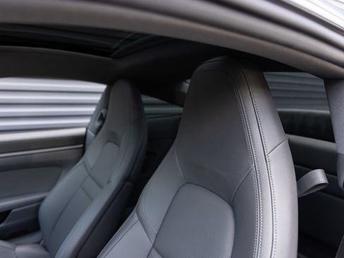 Certified 2024 Porsche 911 Carrera w/ Premium Package RWD image 23