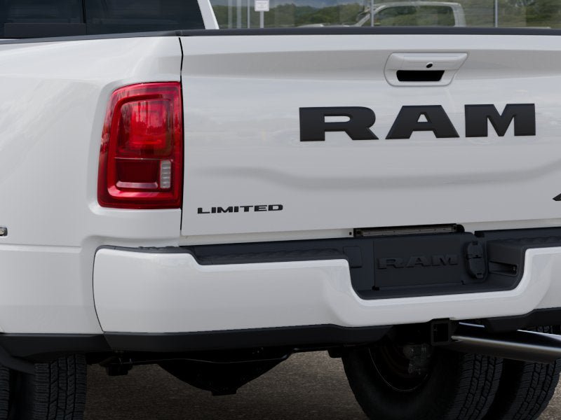 New 2026 RAM 3500 Limited AWD/4WD image 28