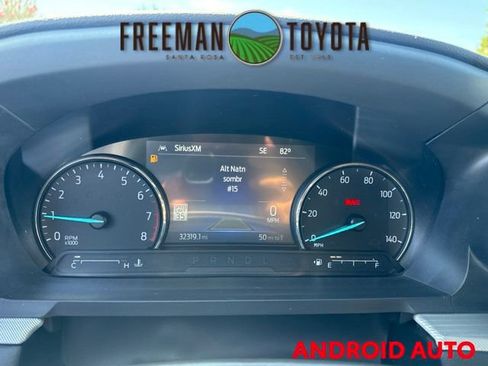Used 2022 Ford Explorer XLT w/ Equipment Group 202A AWD/4WD image 8