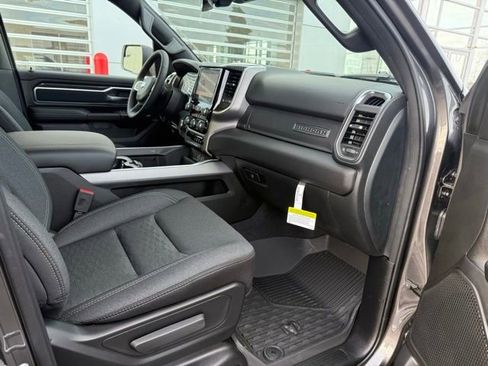 New 2026 RAM 1500 Big Horn w/ Night Edition image 18