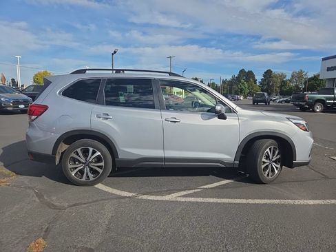 Used 2021 Subaru Forester Limited AWD/4WD image 8