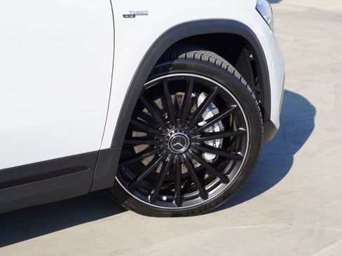 Used 2022 Mercedes-Benz GLA 35 AMG 4MATIC image 8