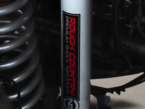 Used 2020 Jeep Gladiator Sport w/ Quick Order Package 24S image 9