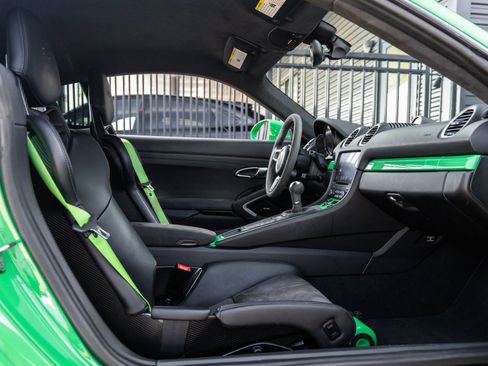 Used 2023 Porsche 718 Cayman GT4 image 41
