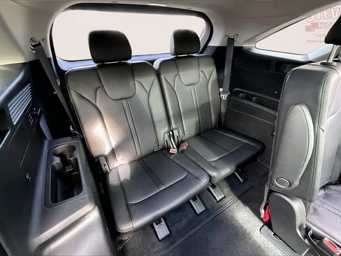 Used 2023 Kia Sorento SX image 24