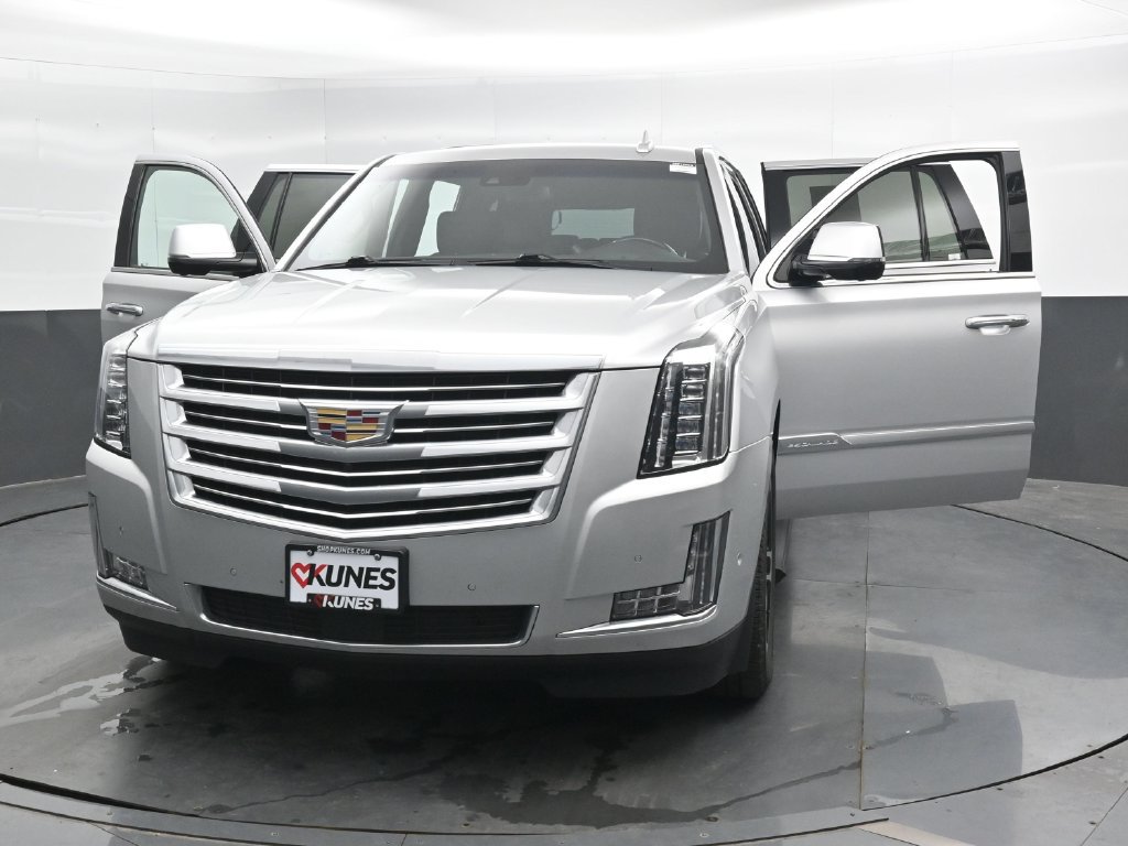 Used 2018 Cadillac Escalade Platinum AWD/4WD image 51