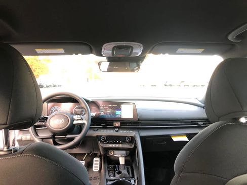 New 2026 Hyundai Elantra Sport image 23