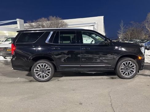 Used 2024 GMC Yukon Denali Ultimate image 8