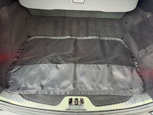 Used 2018 Volvo V60 T5 Cross Country w/ Convenience Package image 20