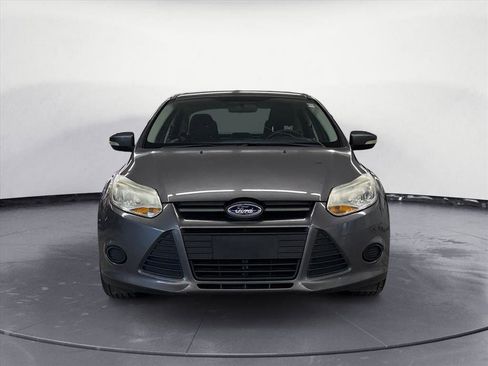 Used 2014 Ford Focus SE image 9