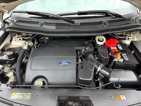 Used 2011 Ford Explorer Limited w/ 302A Rapid Spec Order Code image 39