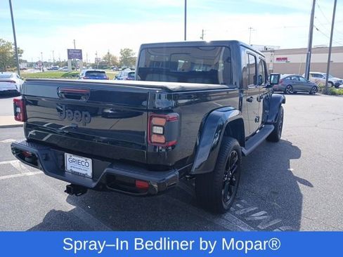 Used 2022 Jeep Gladiator Overland image 7