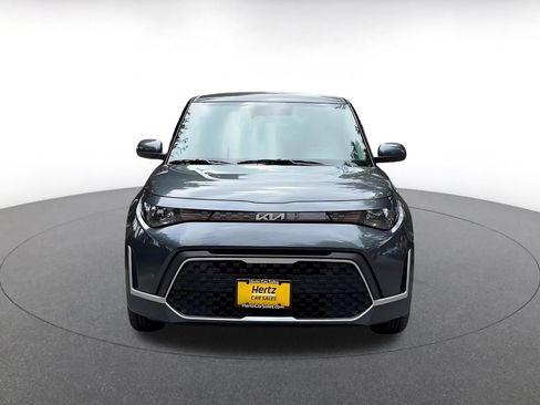 Used 2025 Kia Soul LX w/ LX Technology Package FWD image 4