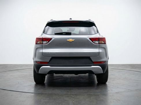 Used 2025 Chevrolet TrailBlazer LT image 7