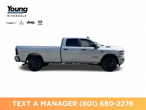 New 2026 RAM 3500 Big Horn AWD/4WD image 6