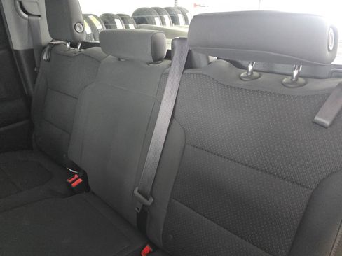 Used 2020 Chevrolet Silverado 1500 Custom w/ Custom Value Package image 28