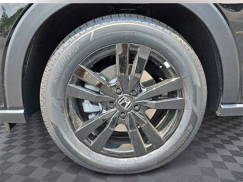 New 2026 Honda HR-V Sport image 5