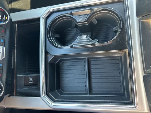 Used 2022 Ford F250 Lariat w/ Lariat Value Package image 42