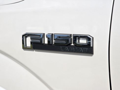 Used 2018 Ford F150 Lariat RWD image 7