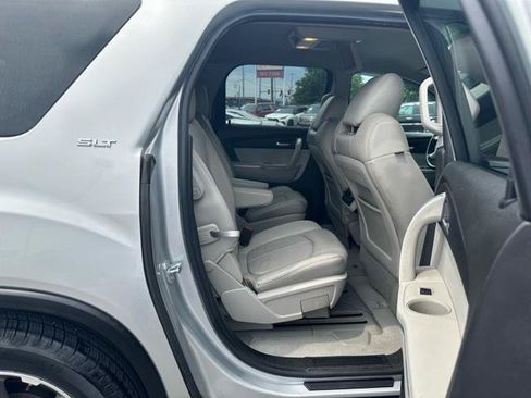 Used 2012 GMC Acadia SLT AWD/4WD image 18