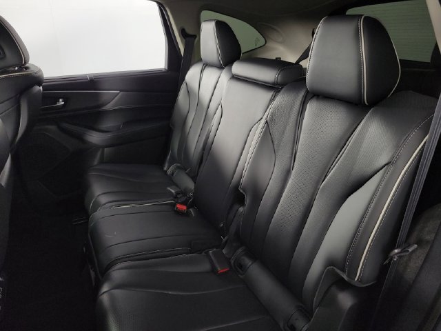 Used 2023 Acura MDX w/ Advance Package AWD/4WD image 18